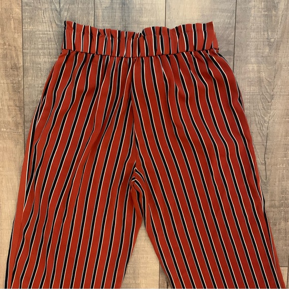 Aritzia Silk Tie-Front Cropped Pant - Picture 5 of 9